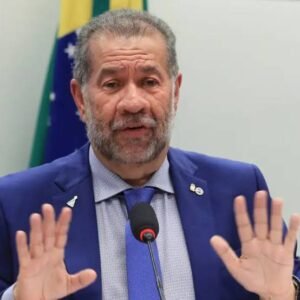 Pressionado, Lupi entrega cargo após Operação da PF no INSS