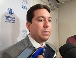 De mudança para o Republicanos, deputado Felipe Leitão ‘sugere’ provável chapa para 2026