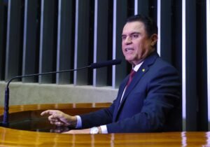 Wilson Santiago propõe jornada especial para empregados públicos que cuidem de dependentes com deficiência