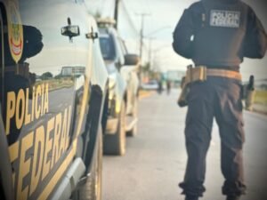 Operação Rede de Arraso da PF cumpre mandados na PB em investigação que envolve presidente de colônia de pescadores por suposta fraude no seguro-defeso