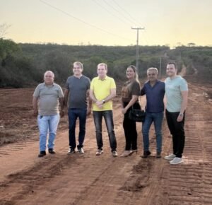 Com investimento de R$ 14,4 milhões, Chico Mendes e Bal Lins acompanham obras que transformarão acesso à Serra do Vital