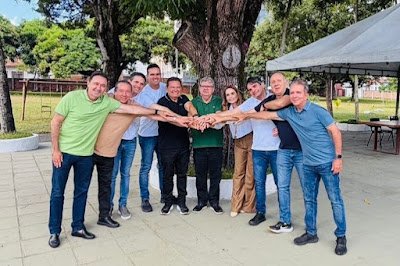 Adriano Galdino desiste de disputar Governo da Paraíba e confirma apoio a Lucas Ribeiro nas eleições de 2026