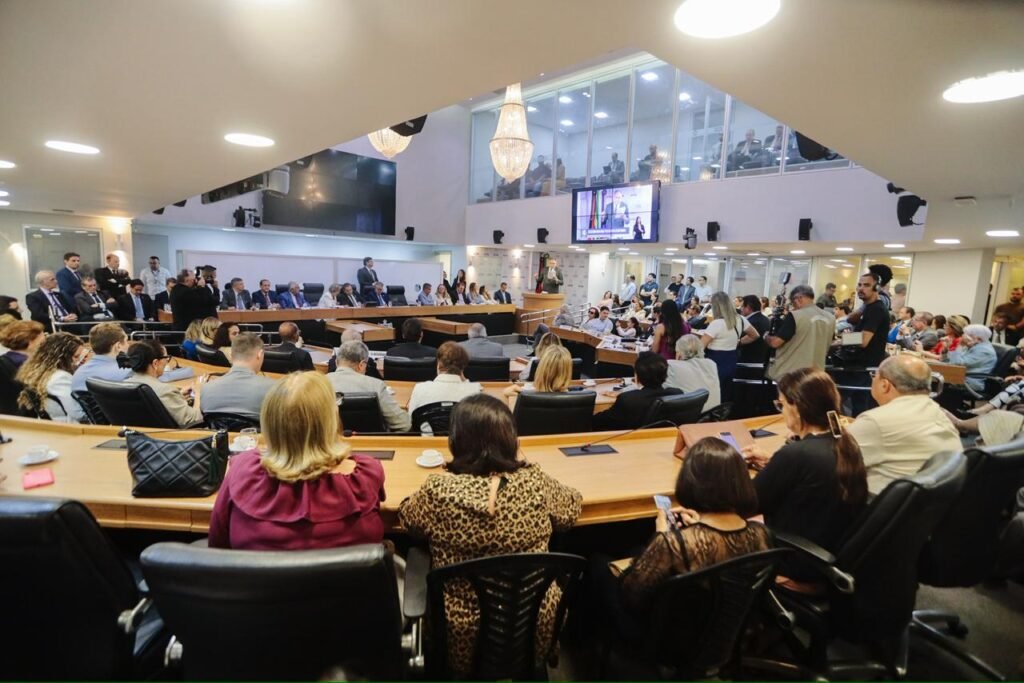 ALPB reinicia trabalhos nesta terça-feira com mensagem do governador em sessão remota