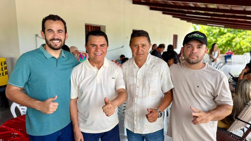 Deputado federal Wilson Santiago recebe apoio do prefeito de Serra Grande, Vicente Neto