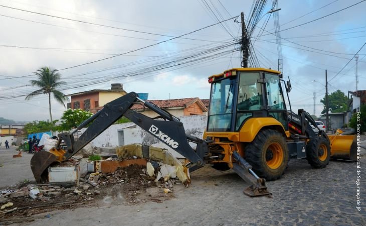 Gaeco e PMJP firmam parceria para desobstruir vias bloqueadas por barricadas montadas por criminosos