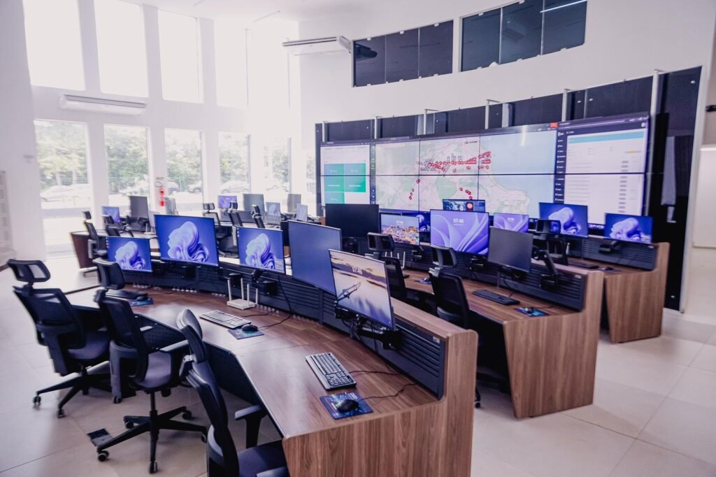 Cícero e Leo entregam Centro de Cooperação da Cidade para integrar serviços da Prefeitura e modernizar a Capital