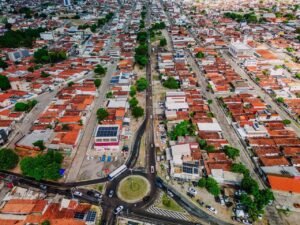 Cícero Lucena autoriza obras para transformar avenida principal do Geisel em parque linear, com vias duplicadas, polo gastronômico e terminal de transporte