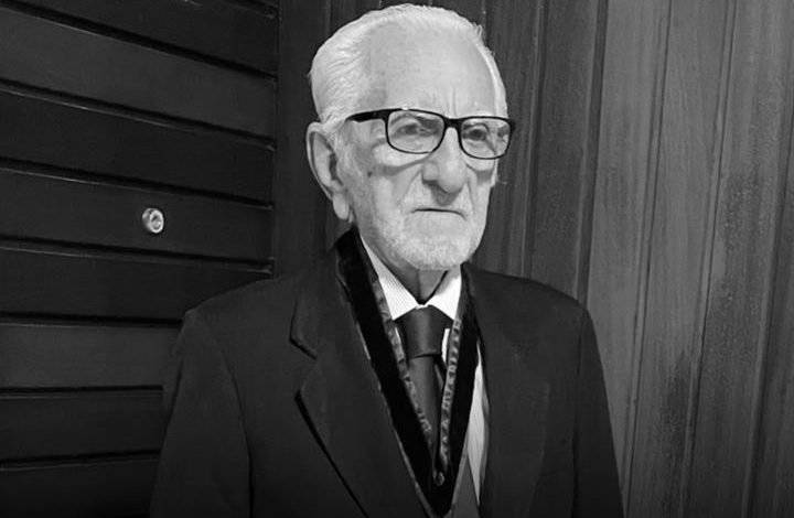 Morre o escritor e ex-deputado estadual Eilzo Matos, aos 91 anos; sepultamento será em Sousa