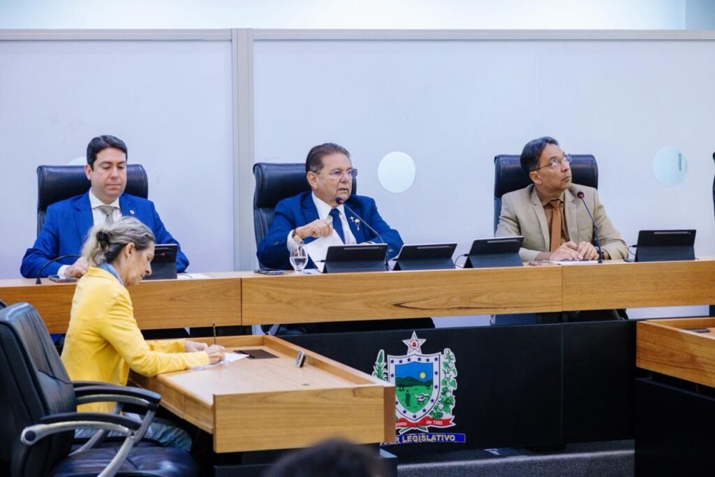 Adriano Galdino defende descentralização de incentivos fiscais para impulsionar desenvolvimento regional na Paraíba