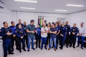 Cícero Lucena anuncia gratificações e PCCR para três categorias profissionais do Município
