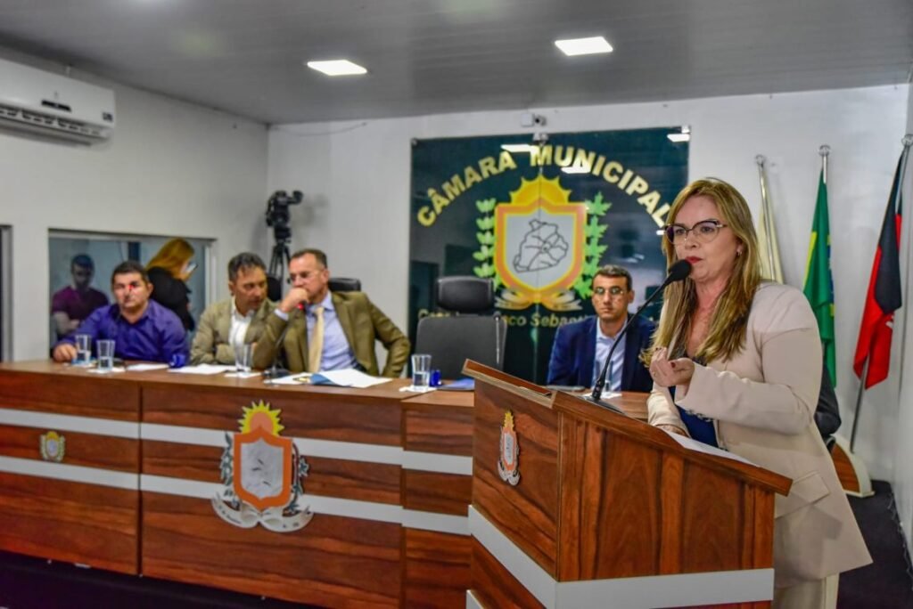 Deputada Sílvia Benjamin se destaca por pautas sociais e defesa das mulheres