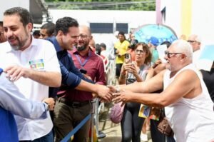 Governador Lucas Ribeiro e ministro Guilherme Boulos abrem feira da cidadania e garantem acesso a direitos pela população