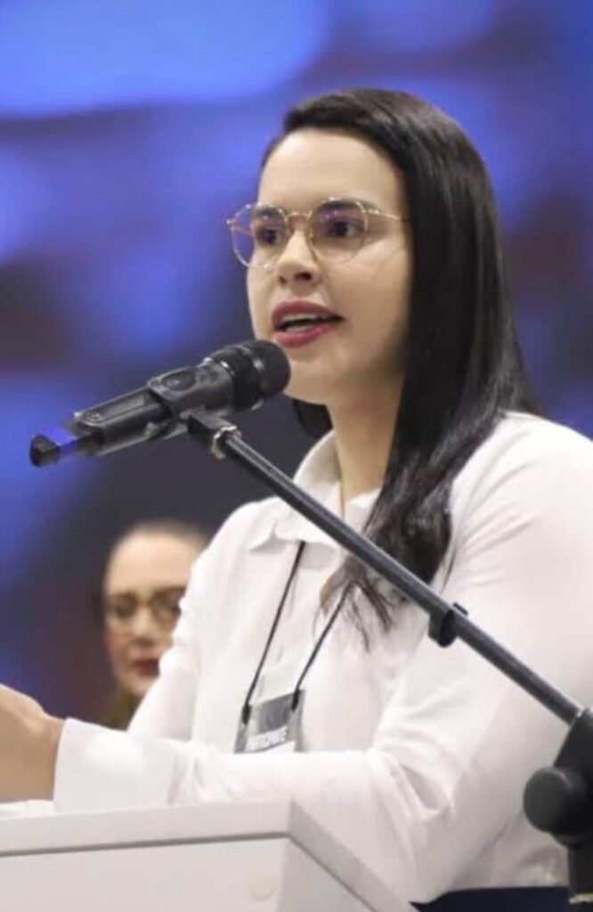 Nome cotado para vice de Lucas Ribeiro, Rafaela Camaraense assume vice-presidência do PDT na Paraíba