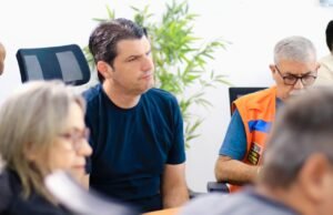 Em reunião emergencial com secretarias, Leo Bezerra determina ações preventivas de força-tarefa e no auxílio aos atingidos pelas chuvas