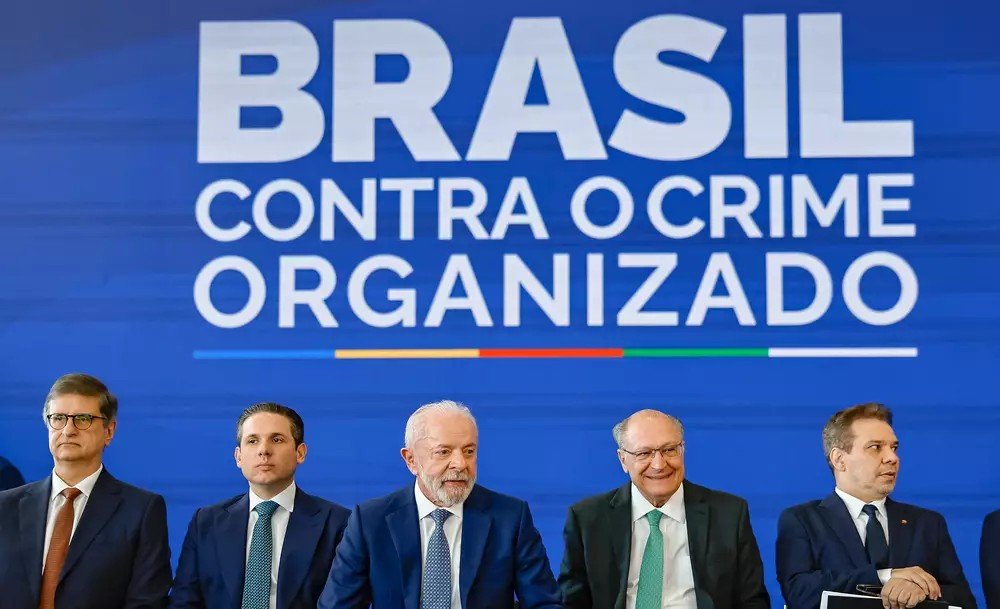 Lula confirma criação do Ministério da Segurança Pública no lançamento do programa “Brasil Contra o Crime Organizado”