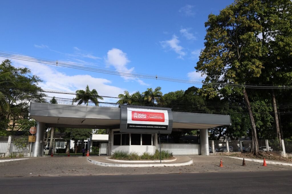 Com jogo do Brasil na Copa, Prefeitura de João Pessoa funcionará em horário especial até as 12h nesta segunda-feira (29)