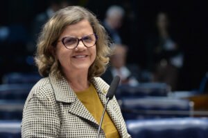 Lula escolhe Teresa Leitão como nova líder do governo no Senado
