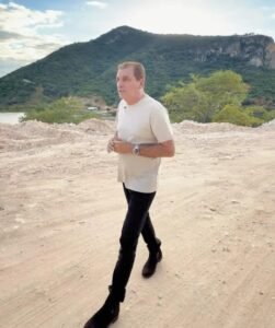 Chico Mendes ressalta articulação para viabilizar nova estrada que fortalecerá o Sertão
