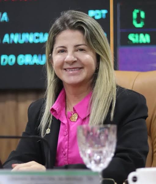TJPB mantém afastamento da vereadora Rosiene Sarinho por tempo indeterminado da Câmara Municipal de Bayuex