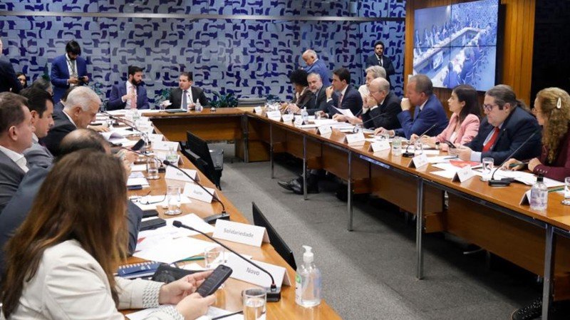 Câmara dos Deputados adia votação da criminalização da misoginia por falta de acordo