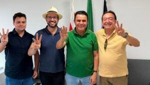Grupo liderado pelo vice-prefeito João Ribeiro declara apoio à reeleição de Wilson Santiago em Jacaraú