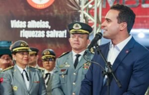 Lucas Ribeiro autoriza convocação de mais PMs e Bombeiros durante formatura de oficiais