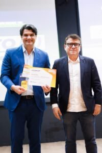 Leo Bezerra recebe prêmio ‘Prefeito Inovador 2026’ e apresenta experiências de João Pessoa para modernizar o serviço público