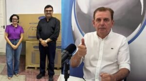 Padre Janilson enaltece empenho de Chico Mendes na viabilização de recursos para a climatização da catedral de Cajazeiras