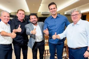 Com Lucas, João e Nabor, Chico Mendes participa da inauguração da Pau Brasil em Sousa