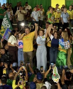 Com presença de Flávio, PL consolida pré-candidatura de Efraim Filho ao Governo da Paraíba e anuncia Nayana Pontes como vice em escolha estratégica que amplia participação feminina no projeto político