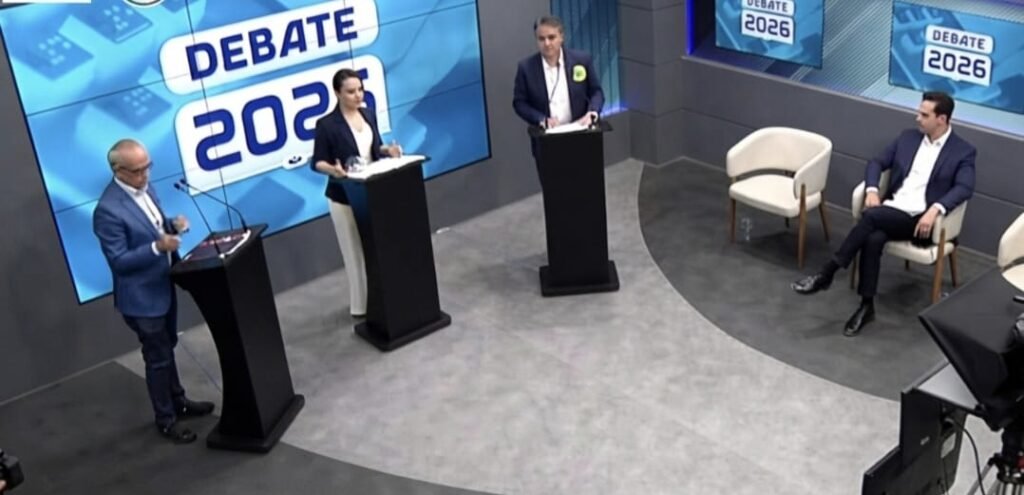 Debate da Rede Ita tem embates entre Lucas, Cícero e Efraim sobre saúde, segurança e gestão na Paraíba