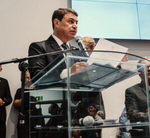 Dinho reage após pedido do MPE para barrar candidatura e diz que processo sequer resultou em indiciamento