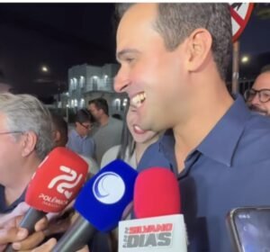Lucas Ribeiro chega à convenção do Progressistas com impasse sobre vice ainda aberto