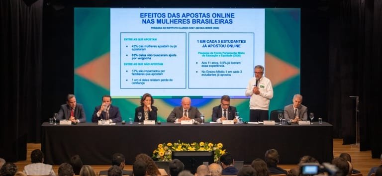 Lula assina MP que proíbe bets no Brasil; medida entra no debate eleitoral