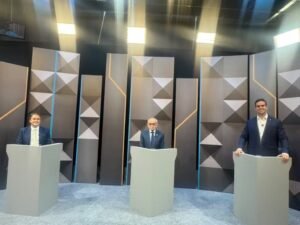 Reta final: Lucas, Cícero e Efraim confrontam propostas e protagonizam embates sobre segurança, concursos e obras no último debate