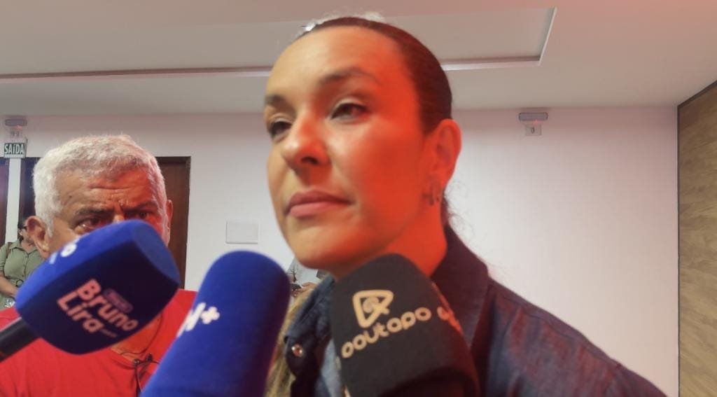 Camila Toscano defende respeito às urnas após apoio a Flávio Bolsonaro no segundo turno