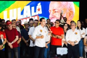 Lucas reúne 100 prefeitos e lideranças políticas em Campina Grande pela reeleição de Lula