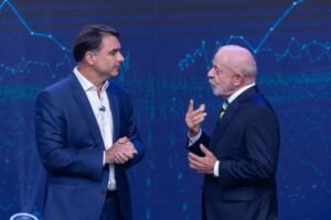 Mendonça libera Lula e Flávio para abrir sigilos sem necessidade de autorização do TSE