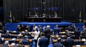 Senado acelera votação da PEC da Segurança Pública em meio à disputa entre governo e oposição