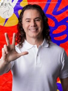 Veneziano é reeleito para segunda vaga de senador pela Paraíba